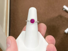 Charger l&#39;image dans la galerie, Red Swarovski Zirconia Silver Halo Ring