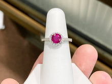 Laden Sie das Bild in den Galerie-Viewer, Red Swarovski Zirconia Silver Halo Ring