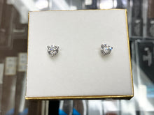 Laden Sie das Bild in den Galerie-Viewer, Lab Grown Diamond Stud Earrings 2.03 Carats