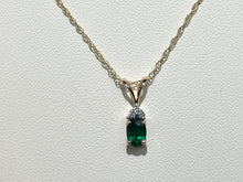 Charger l&#39;image dans la galerie, Emerald And Diamond Gold Necklace