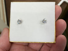 Cargar imagen en el visor de la galería, Laboratory Created 1.46 Carat Diamond Earrings