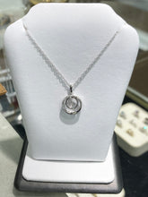 Cargar imagen en el visor de la galería, Shimmer Diamond Silver Pendant With Chain