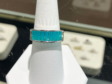 Laden Sie das Bild in den Galerie-Viewer, Glacier Blue Onyx Silver Ring