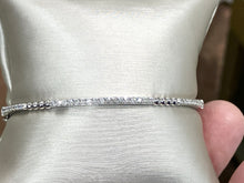 Cargar imagen en el visor de la galería, Silver Beaded Half Carat Diamond Bangle Bracelet