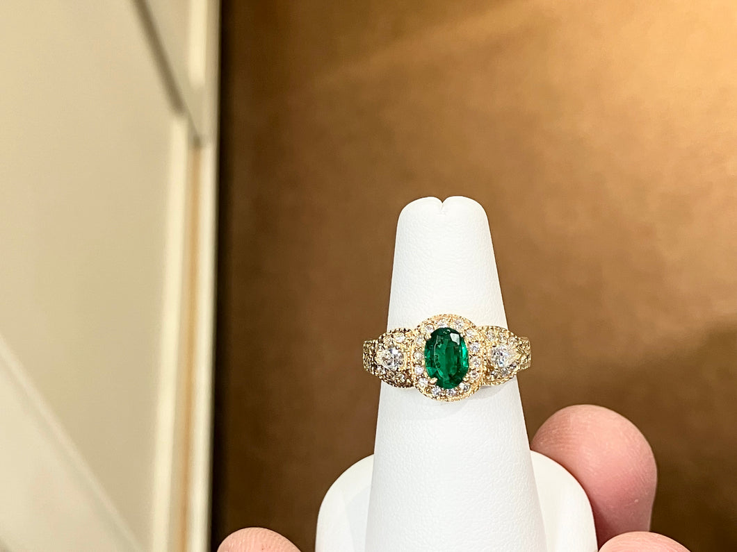 Emerald And Diamond Gold Ring