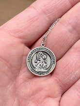 Cargar imagen en el visor de la galería, St. Gabriel The Archangel Silver Medal With 18 Inch Chain Religious