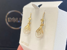 Laden Sie das Bild in den Galerie-Viewer, 14 K Gold Snow Globe Dangle Earrings
