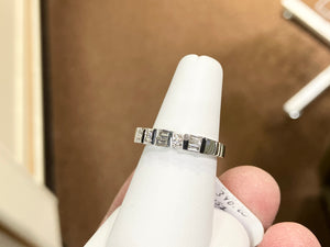 Natural Diamond 18K White Gold Wedding Ring