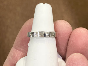 Natural Diamond 18K White Gold Wedding Ring