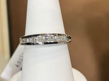 Cargar imagen en el visor de la galería, Natural Princess Cut Diamond White Gold Ring