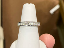 Cargar imagen en el visor de la galería, Princess Cut Natural Diamond White Gold Ring