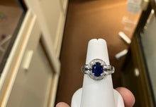 Cargar imagen en el visor de la galería, Natural Sapphire And Diamond White Gold Ring