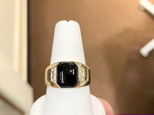 Gold Onyx And Diamond Ring