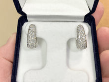 Cargar imagen en el visor de la galería, White Gold Pave Set Natural Diamond Earrings 1.67 Carats