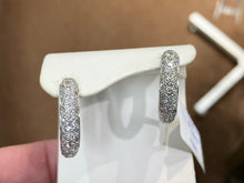 Charger l&#39;image dans la galerie, Pave Set Natural Diamond Hoop Earrings