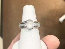 Load image into Gallery viewer, White Gold Diamond Ring Mounting 0.72 Carats