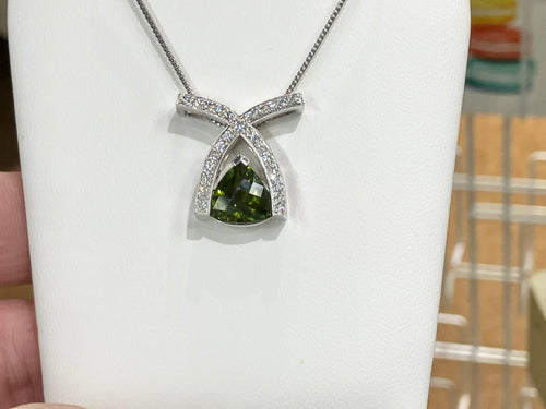 Green Tourmaline And Diamond White Gold Pendant