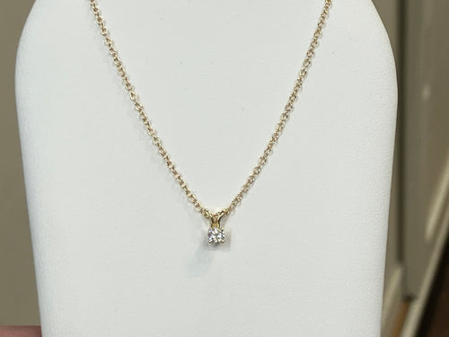 Natural Diamond Gold Pendant With Chain 0.12 Carats