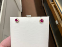 Cargar imagen en el visor de la galería, Natural Ruby And Diamond Gold Stud Earrings