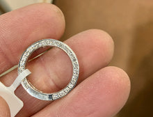 Laden Sie das Bild in den Galerie-Viewer, White Gold Natural Diamond Ring 1.80 Carats