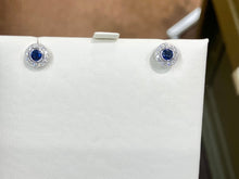 Laden Sie das Bild in den Galerie-Viewer, Natural Sapphire And Diamond White Gold Earrings