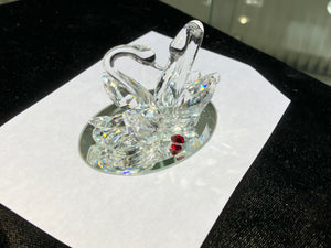 Love Swans Crystal Figurine