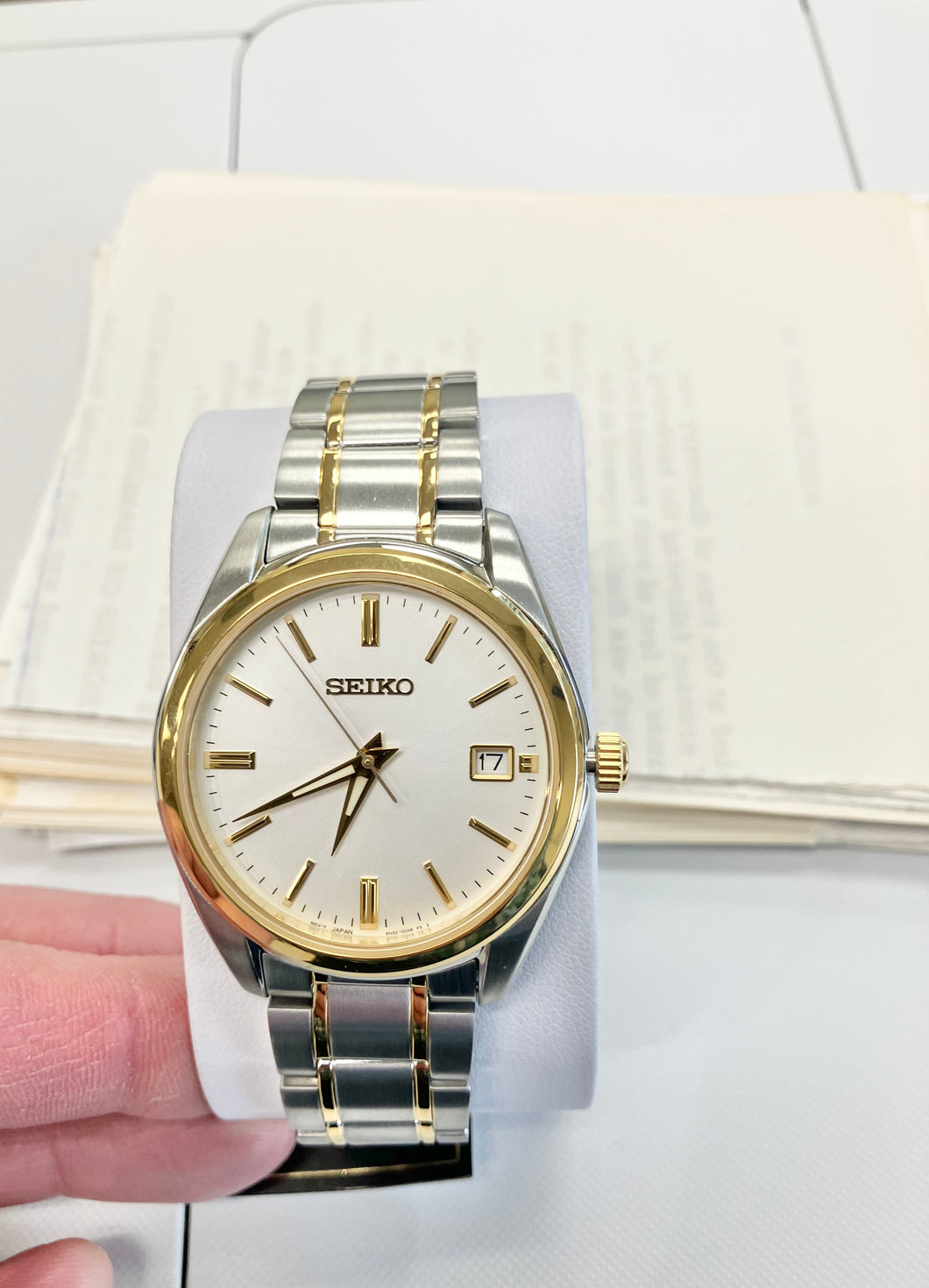 Men's Seiko Gold And Silver Stainless Steel Watch