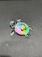 Cargar imagen en el visor de la galería, Island Pearl Turtle Glass Figurine