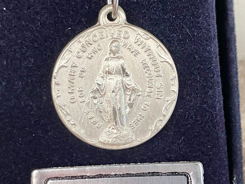 Immaculate Conception Silver Medal And Chain