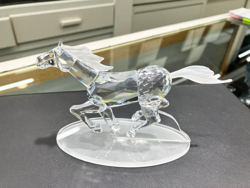 Mustang Crystal Figurine