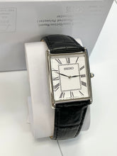 Laden Sie das Bild in den Galerie-Viewer, Seiko Stainless Steel Watch With Black Leather Strap