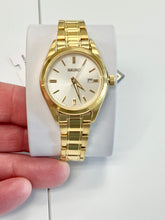 Load image into Gallery viewer, Seiko Stainless Steel Gold Tone Watch With Date Calendar