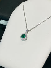 Load image into Gallery viewer, Green And White Crystal Silver Adjustable Necklace