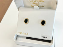 Charger l&#39;image dans la galerie, Oval Cabachon Onyx 14 K Yellow Gold Stud Earrings