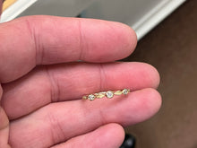 Cargar imagen en el visor de la galería, Diamond Gold Wedding Ring