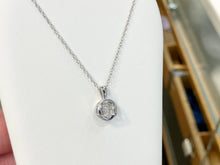 Cargar imagen en el visor de la galería, Silver Shimmer Diamond Pendant And Chain