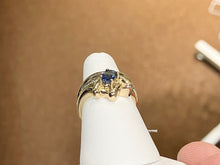 Load image into Gallery viewer, Sapphire And Diamond Gold Ring