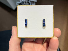 Cargar imagen en el visor de la galería, Sapphire Gold Earrings