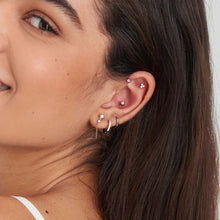 Laden Sie das Bild in den Galerie-Viewer, Silver Sparkle Huggie Hoop Earrings