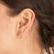 Laden Sie das Bild in den Galerie-Viewer, Glam Oval Hoop Earrings