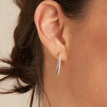Laden Sie das Bild in den Galerie-Viewer, Glam Hoop Earrings