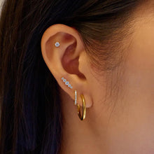 Laden Sie das Bild in den Galerie-Viewer, Gold Sparkle Round Barbell Single Earring