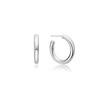Cargar imagen en el visor de la galería, Silver Classic Tube Medium Huggie Hoop Earrings