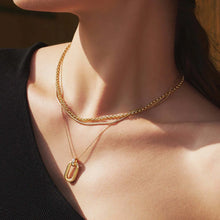 Load image into Gallery viewer, Gold Oval Hoop Pendant Necklace