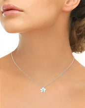Cargar imagen en el visor de la galería, White Stephanotis Flower Silver Adjustable Necklace