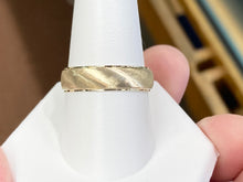 Load image into Gallery viewer, Gold Wedding Band Brushed Finish