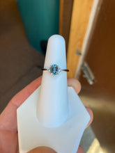 Cargar imagen en el visor de la galería, Aquamarine And Diamond White Gold Ring