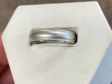 Load image into Gallery viewer, Silver Men&#39; Brushed Finish Wedding Ring