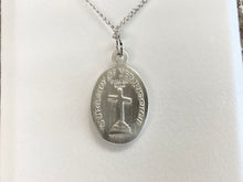 Charger l&#39;image dans la galerie, Our Lady of Medugorje Silver Pendant And Chain Religious