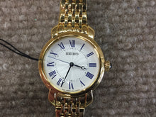 Load image into Gallery viewer, Seiko Women&#39;s Quartz Gold Tone Watch